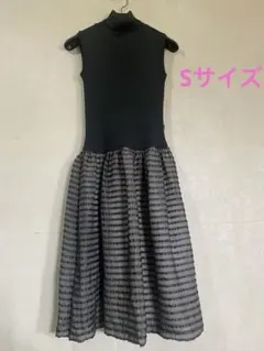 ARTI CHAUL ノースリーブタートルネックワンピース