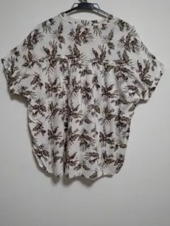 HEART MARKET 花柄 半袖トップスのサムネイル