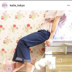 Katie 定番　完売品カジュアルデニムパンツ 最旬美脚デニム。裾フリンジセミフレアデニムパンツ ce0900004