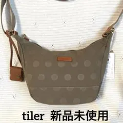 toleur(トーラ) ナイロンドット柄ラウンドショルダーのサムネイル