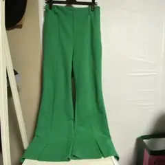 しまむら フレアパンツ グリーン Lサイズ