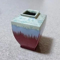 陶器製 四角花瓶 赤青グラデーション