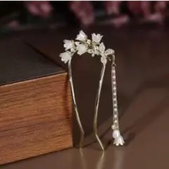 鈴蘭かんざし　お花の簪　白い髪飾り　和洋装髪飾り　着物髪飾り　簡単簪　和装簪