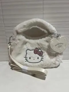 本日限定販売 サンリオ チャーム付き2WAYボアバッグ ハローキティ