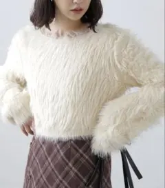 美品　FREE'S MART ショート丈シャギーニット