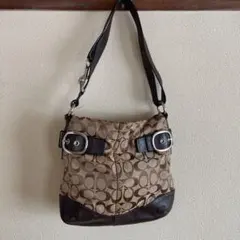 ◼️Coach コーチ◼️シグネチャー ショルダーバッグ ブラウン