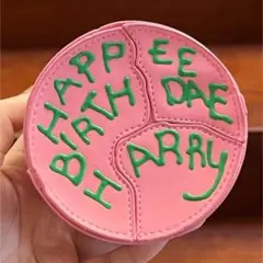 ハリーポッター　ハリポタ　ハグリッドのケーキ　バースデーケーキ　ポーチ　ピンク