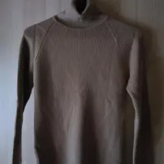 ウール100% ベージュ タートルネックセーター
