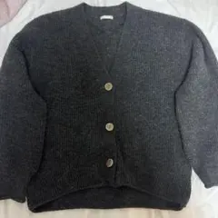 ダークグレー ニットカーディガン Vネック