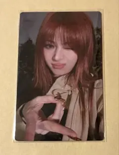 LE SSERAFIM トレカ ユンジン 1点 DIFFERENT 封入