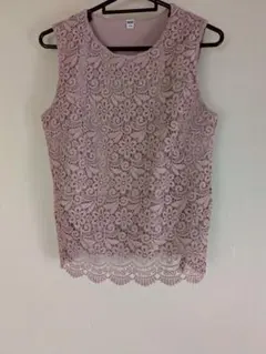 花柄レースのノースリーブブラウス　UNIQLO(ユニクロ)