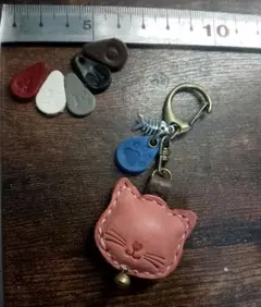 67】牛革ハラコ猫ちゃん糸切はさみケース - メルカリ