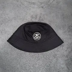 リ*ン様 超美品⭐︎Stüssy ステューシーブラック バケットハット