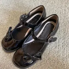 黒いリボン付きマリージェーンシューズ 22.0 EEE