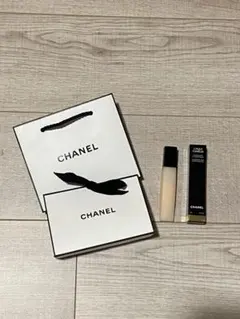 CHANEL ル ブラン ラ クレーム　箱、紙袋付き