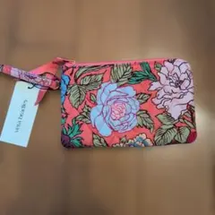 Vera Bradley Essential Zip Wristletのサムネイル