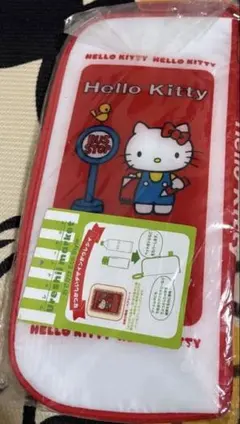 キティペットボトルケースとおまけ付き