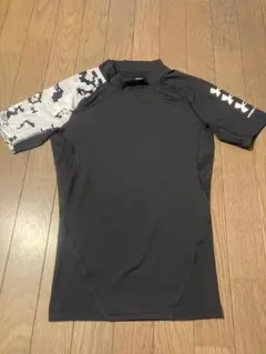 Under Armour HeatGear コンプレッションシャツ M ブラック