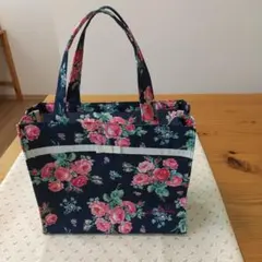 ローラアシュレイ　バンチェッドロージズ　トートバッグ　紺