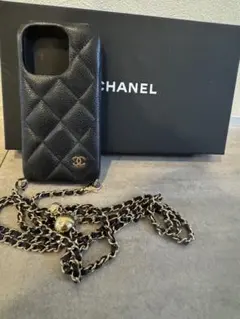 【美品】シャネル iPhone15pro ケース チェーンショルダー ココマーク