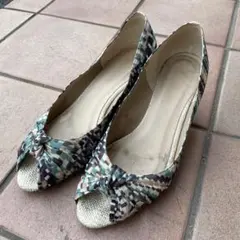 ウエッジソール オープントゥパンプス厚底 ウエッジソール　総柄サンダル ルタロン