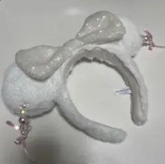 ま*ん様 ディズニー　カチューシャ　ビーズ(ホワイト)