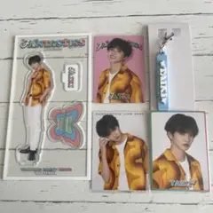 FANTASTICS 佐藤大樹アクスタフォトカラバーネームチャームカプセルガチャ
