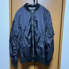 ALPHA INDUSTRIES MA-1 ブラックジャケット