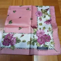 BURBERRY 花柄ハンカチ ピンク