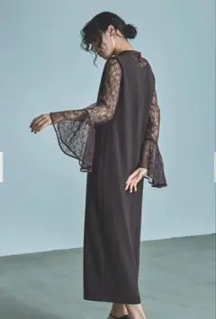 niana ベルスリーブスリットドレス　結婚式　お呼ばれ