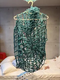 ターコイズ編みネットベストフード付き