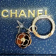 明日削除終了　2025年ホリデー限定　チャームノベルティ❣️カメリア・キーリング