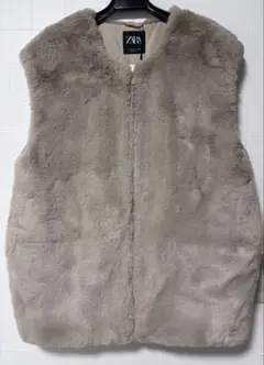 ZARA ファーベスト 13-14歳用　164cm