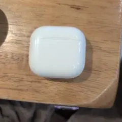 AirPods 4 ANC有【訳あり】本体 ESRケース付 - メルカリ
