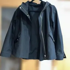 GUIブラック マウンテンパーカー フード付き