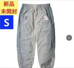 XS Nike PALACE Tracksuit Bottoms England - メルカリ