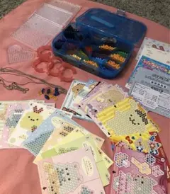 【匿名配送】アクアビーズセット（サンリオ・すみっこ図案 アクセサリーパーツ他