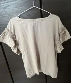 フリーズマート　フリルTシャツのサムネイル