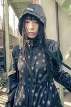 新品　hug your skin ウィンドブレーカー　パーカー　wishcore