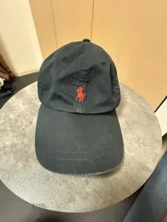 POLO 黒色キャップ 赤ロゴ