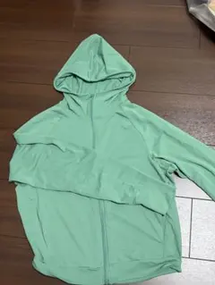 UNIQLO UVカット パーカー Sサイズ