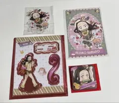 鬼滅の刃 禰豆子　バレンタイン＆ホワイトデー　アクスタ＆ギフト缶バッジとう4点