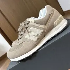 Item thumbnail for item 65322275-14ce-4f03-b8d7-c607b8564937