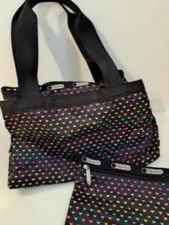 LeSportsac　トートバック　モリー　ポーチ付き　黒　ハート柄のサムネイル
