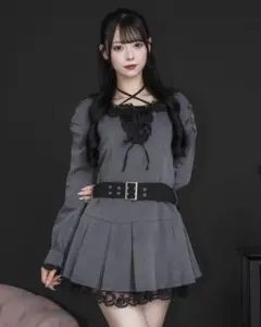 pium レースフリルプリーツミニワンピース F