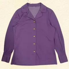 紫色の長袖シャツ 金色のボタン　Mサイズ　トップス　フォーマル