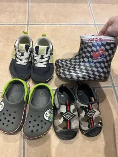 ベビーシューズキッズトイストーリーカーズニューバランス長靴レインクロックス