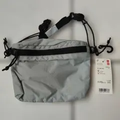 UNIQLO ライトウェイトファニーバッグ ライトグレー