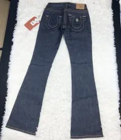 Item thumbnail for item cd756c75-086b-458a-9f89-d817a92b9f16