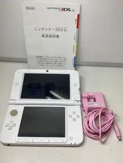 ニンテンドー3DS LL 本体と充電器セット 稼動品